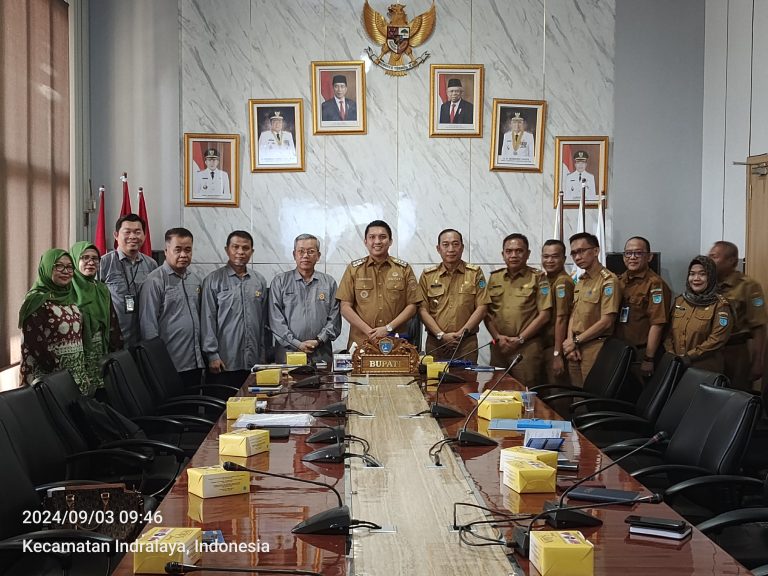 AUDIENSI DEKAN FKIP UNSRI DENGAN BUPATI OGAN ILIR MEMBAHAS PEMULIHAN PEMBELAJARAN DI KABUPATEN OGAN ILIR